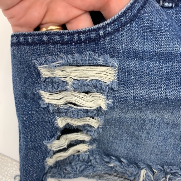 Roxy Jean Short Distressed Sz 26 - Picture 4 of 7